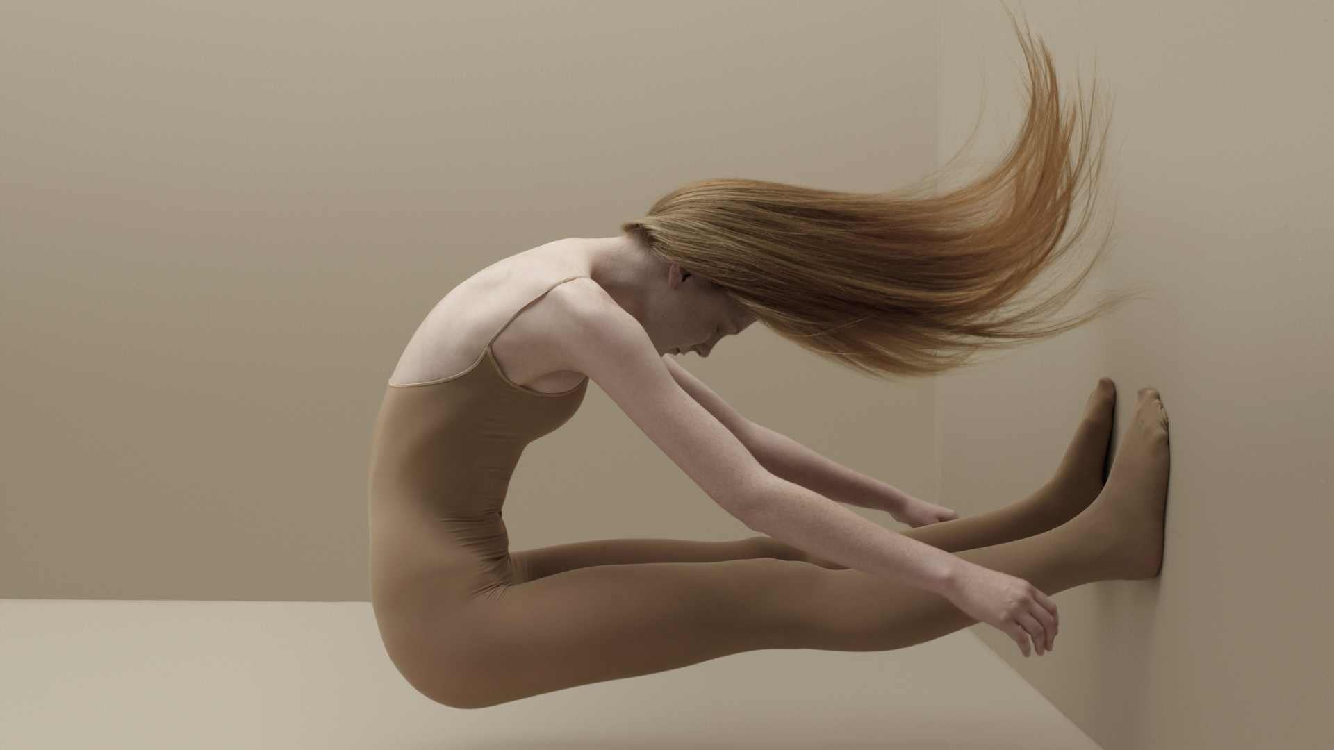 WHAT CAUSES TIGHT MUSCLES AND TIPS TO EASE THEM